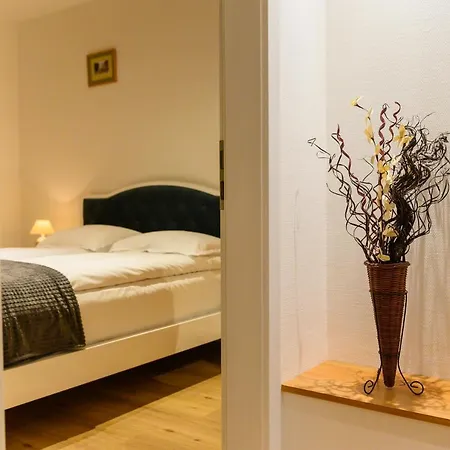 Apartament De Inchiriat Interski Mara פויאנה ברשוב