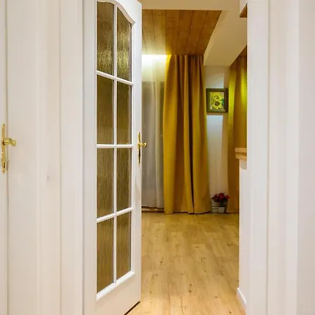 Apartament De Inchiriat Interski Mara דירה